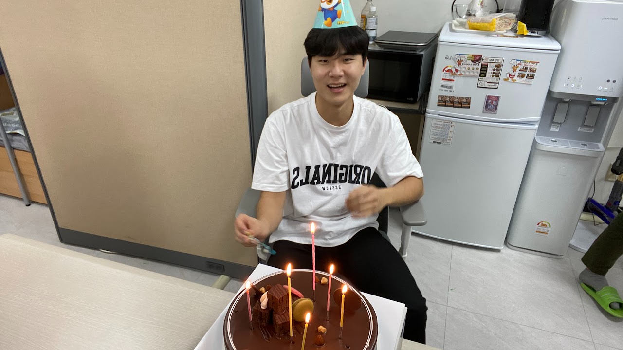 찬욱 생일