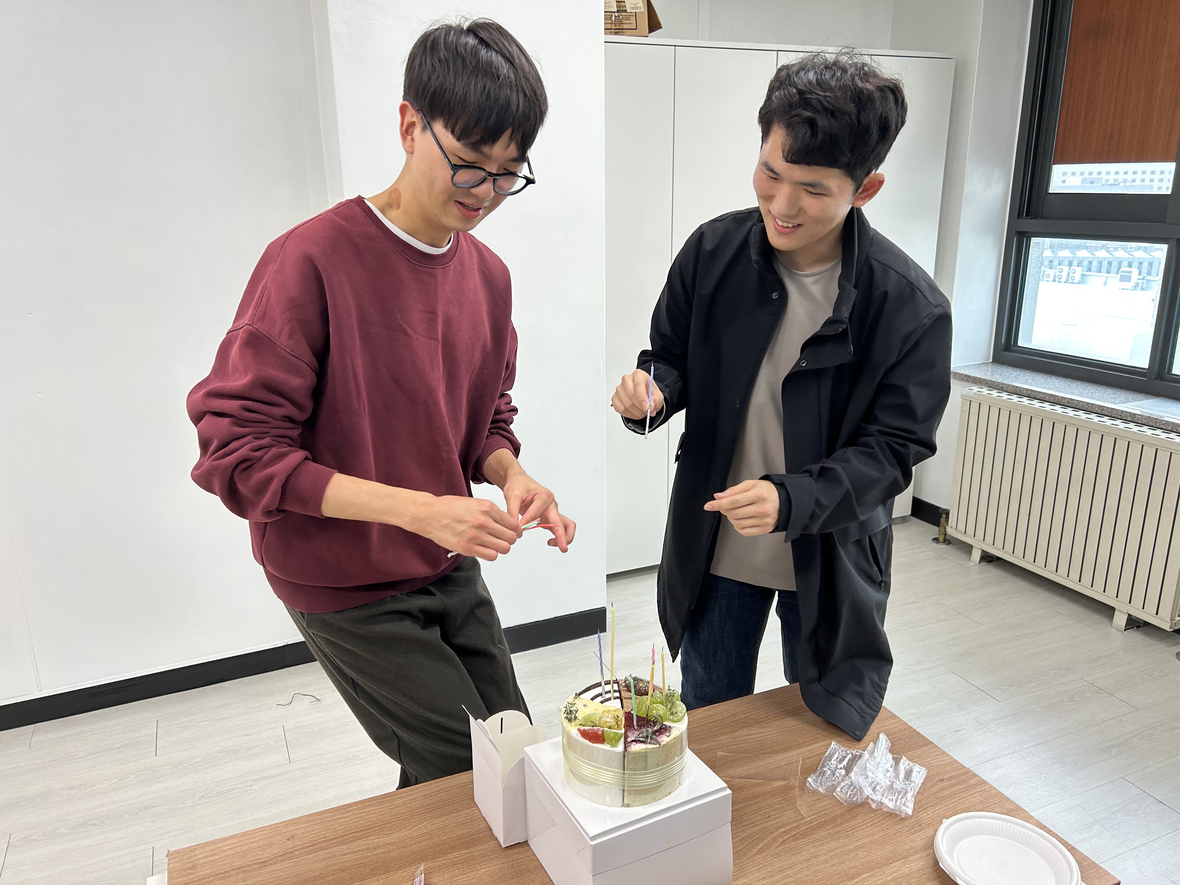 준호, 민규 생일